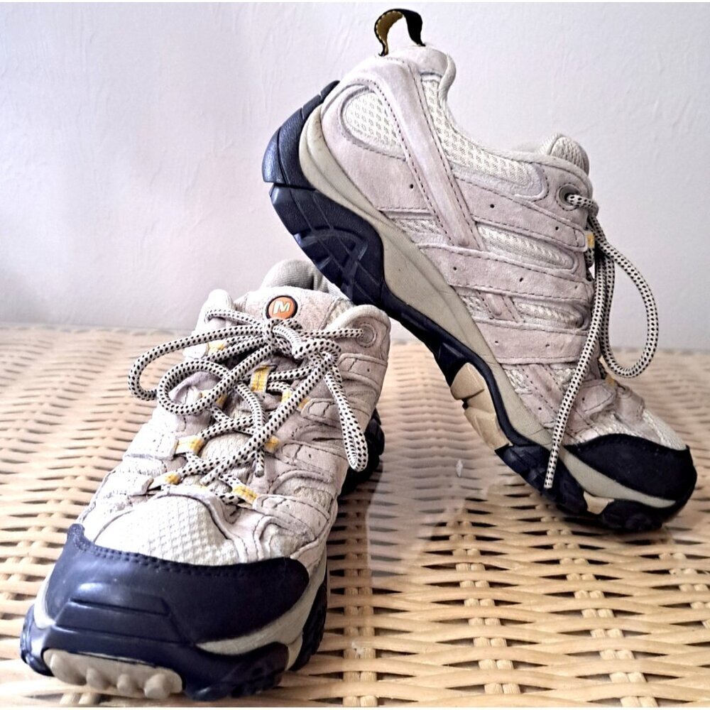 Merrell Women's 8.5 Sneakers J06020 Low Cut Beige Cap Toe Lace Up Hiking